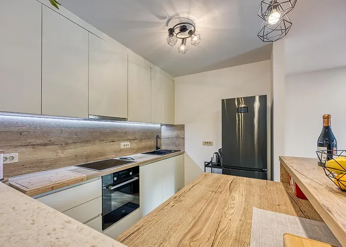 Apartman Center Oasis - Private Parking Pula