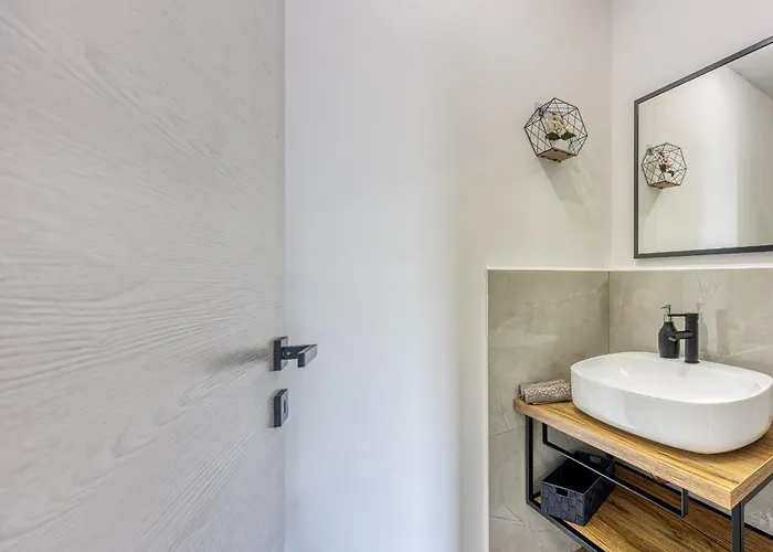 Center Oasis - Private Parking Appartement Pula